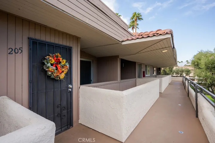 2825 N Los Felices #205 205, Palm Springs, California 92262