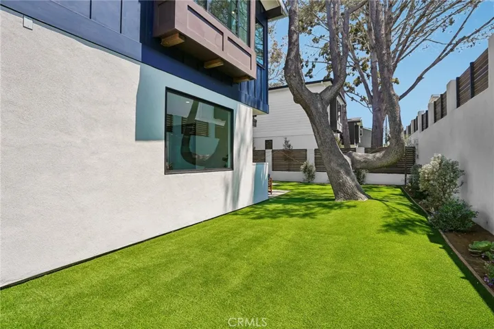 17003 Haas Avenue, Torrance, California 90504