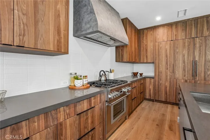 17003 Haas Avenue, Torrance, California 90504