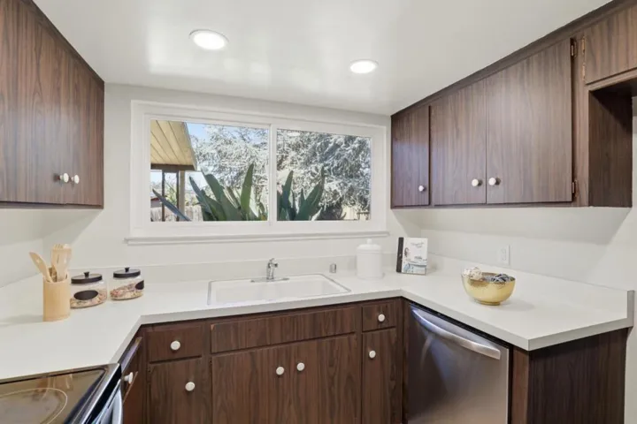 5737 Indian Avenue, San Jose, California 95123