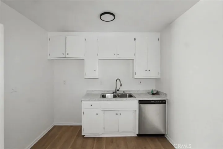1010 E 32nd, Signal Hill, California 90755