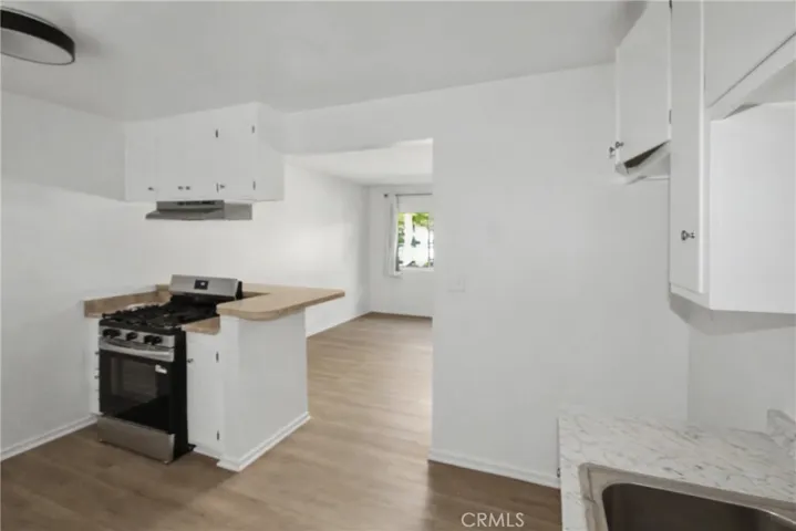 1010 E 32nd, Signal Hill, California 90755