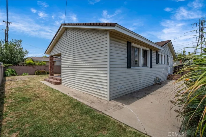 8534 Phlox Drive, Buena Park, California 90620