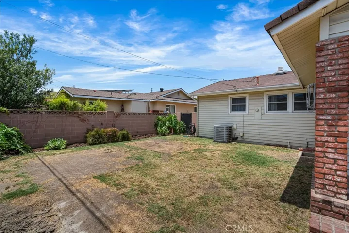 8534 Phlox Drive, Buena Park, California 90620