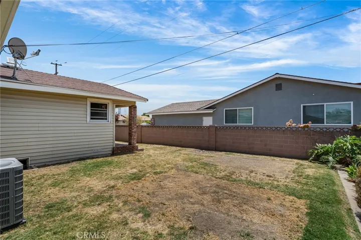8534 Phlox Drive, Buena Park, California 90620
