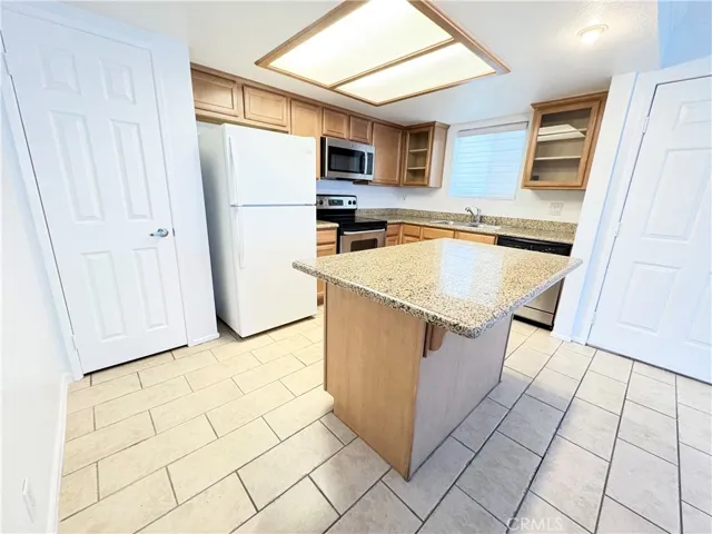 3448 Hathaway 143, Long Beach, California 90815