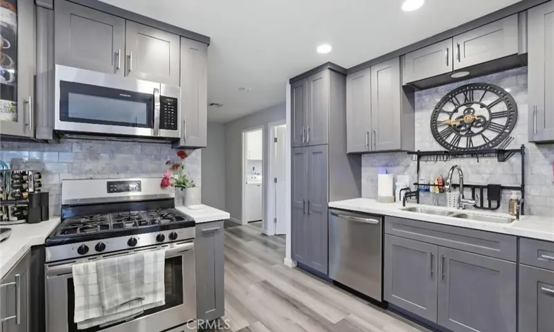 3370 Pachappa Upstairs, Riverside, California 92506