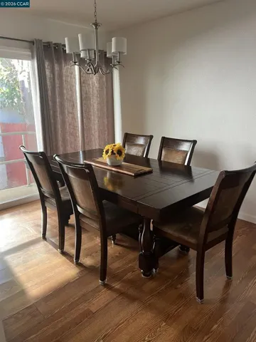 Friendly Dining!