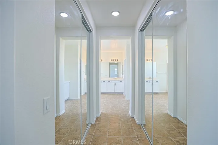 Primary bed closet on both sides