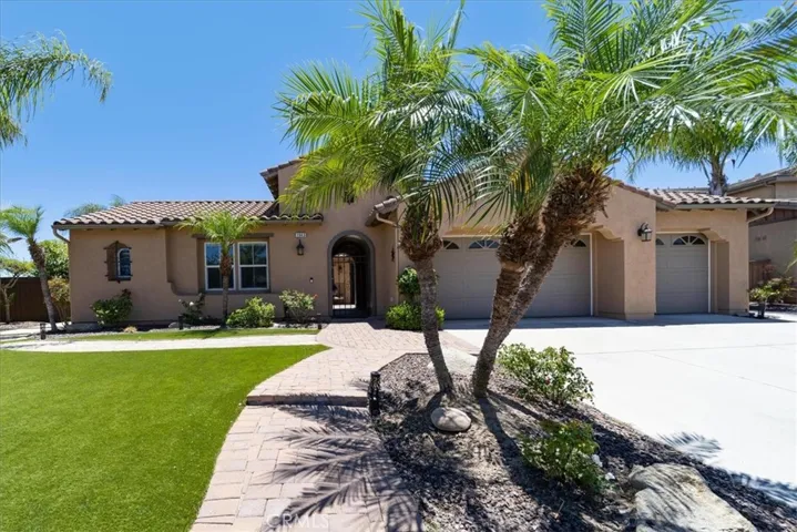 1943 James Gaynor, Fallbrook, California 92028