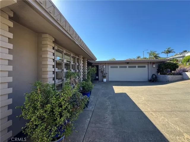Two car garage