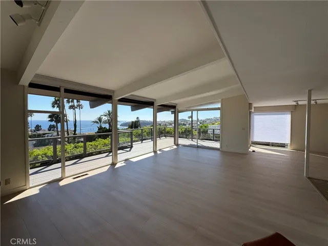 364 Ledroit Street, Laguna Beach, California 92651