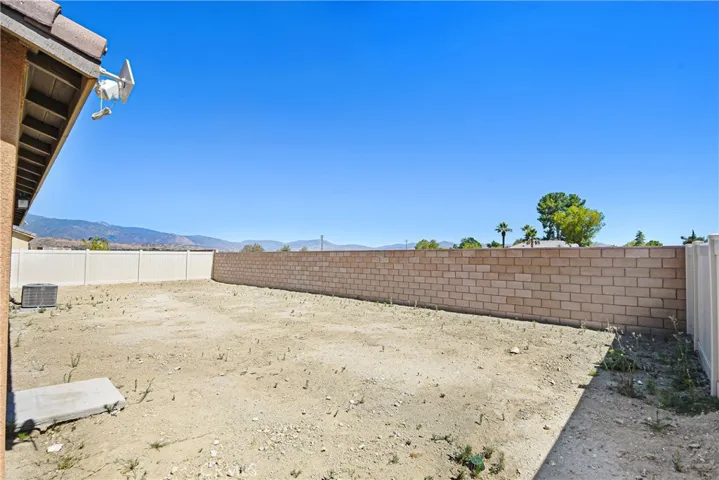 584 Directo, San Jacinto, California 92583