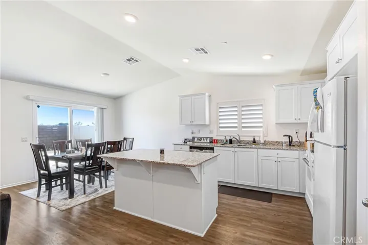 584 Directo, San Jacinto, California 92583