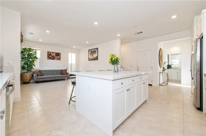 243 Yerba, Irvine, California 92618