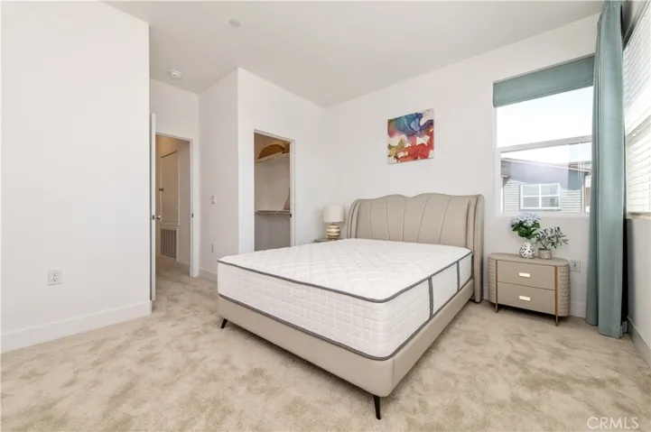 243 Yerba, Irvine, California 92618