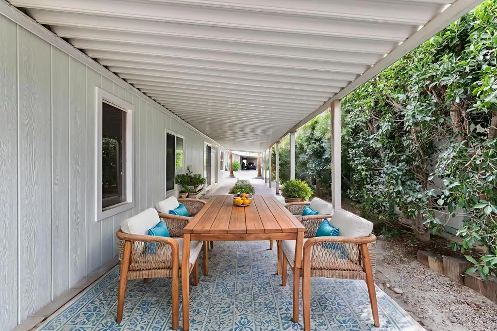 Virtual Staging