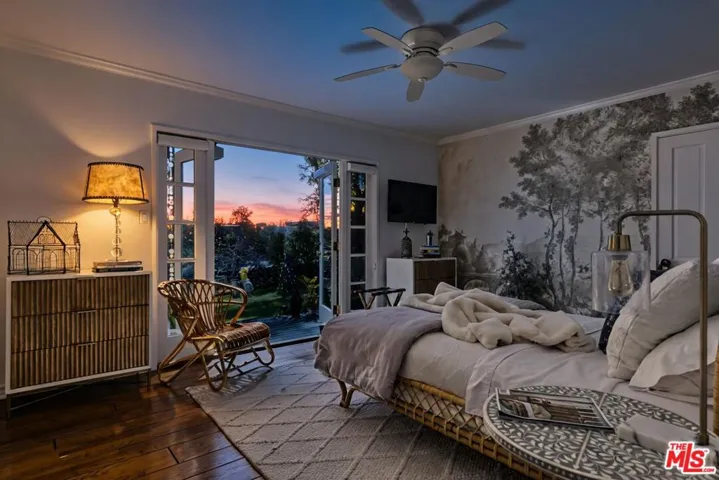 13166 Valley Vista Boulevard, Studio City, California 91604