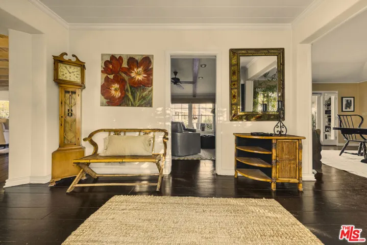 13166 Valley Vista Boulevard, Studio City, California 91604