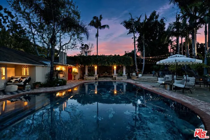 13166 Valley Vista Boulevard, Studio City, California 91604