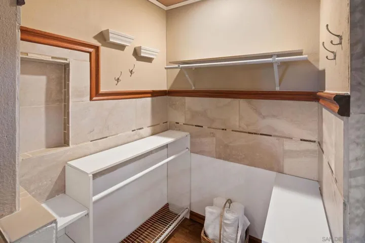 6433 La Paloma St, Carlsbad, California 92009
