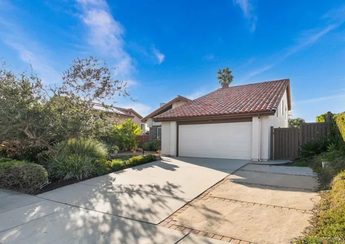 6433 La Paloma St, Carlsbad, California 92009