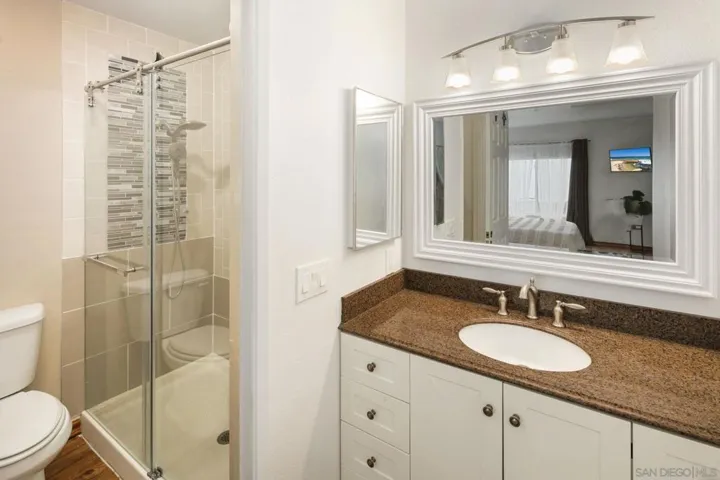 6433 La Paloma St, Carlsbad, California 92009