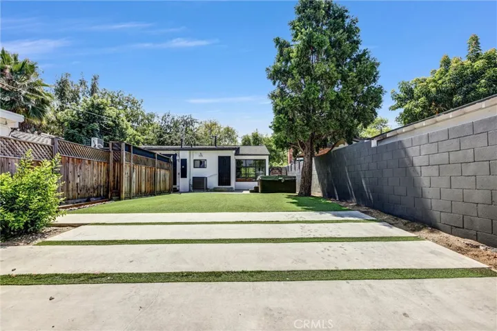 6512 Coldwater Canyon Avenue, Valley Glen, California 91606