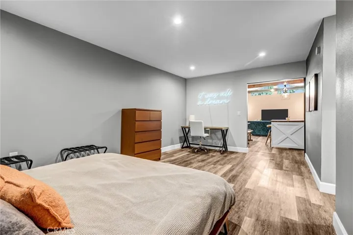 6512 Coldwater Canyon Avenue, Valley Glen, California 91606