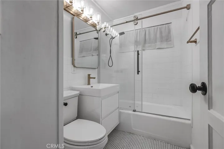 6512 Coldwater Canyon Avenue, Valley Glen, California 91606