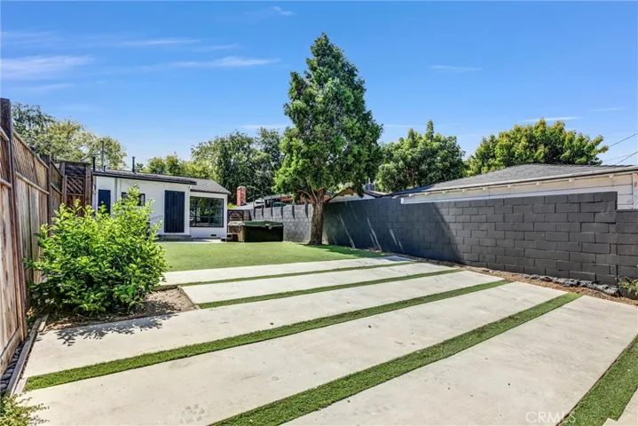 6512 Coldwater Canyon Avenue, Valley Glen, California 91606