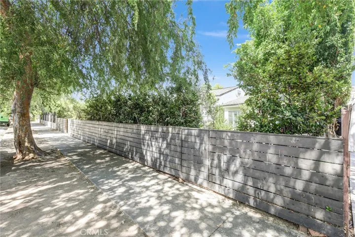 6512 Coldwater Canyon Avenue, Valley Glen, California 91606