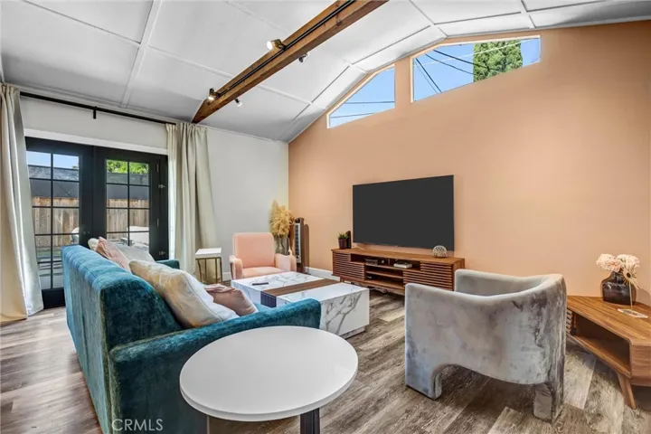 6512 Coldwater Canyon Avenue, Valley Glen, California 91606