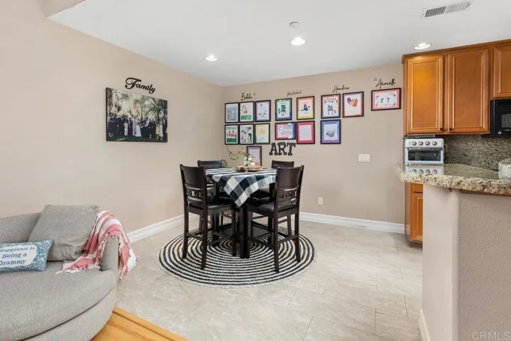 54 Via Sovana, Santee, California 92071