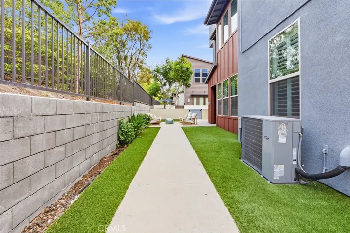 200 Alienta, Rancho Mission Viejo, California 92694