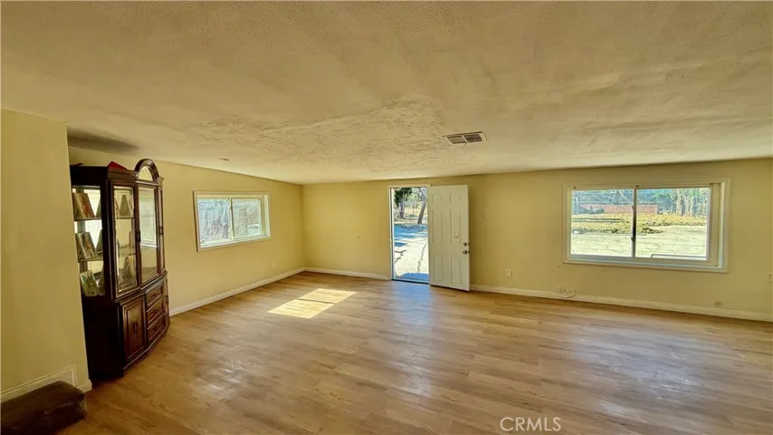 1276 W 31st, San Bernardino, California 92405