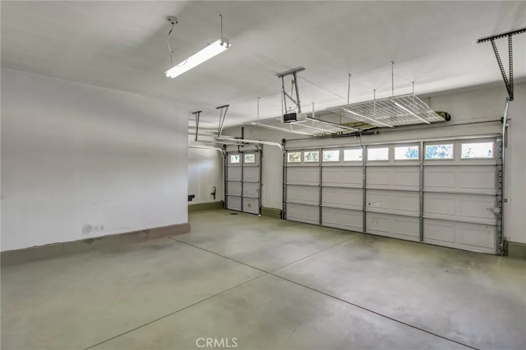 Oversized Garage with Golf Cart Bay