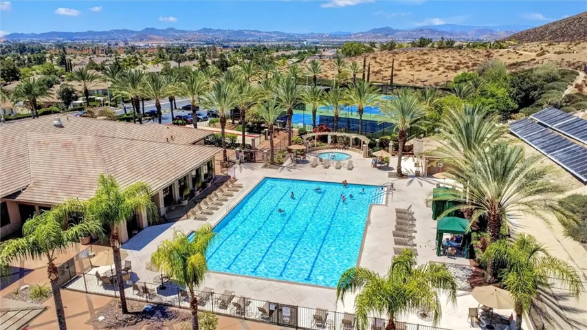 Huge Community pool, Lap Pool and Spa Area