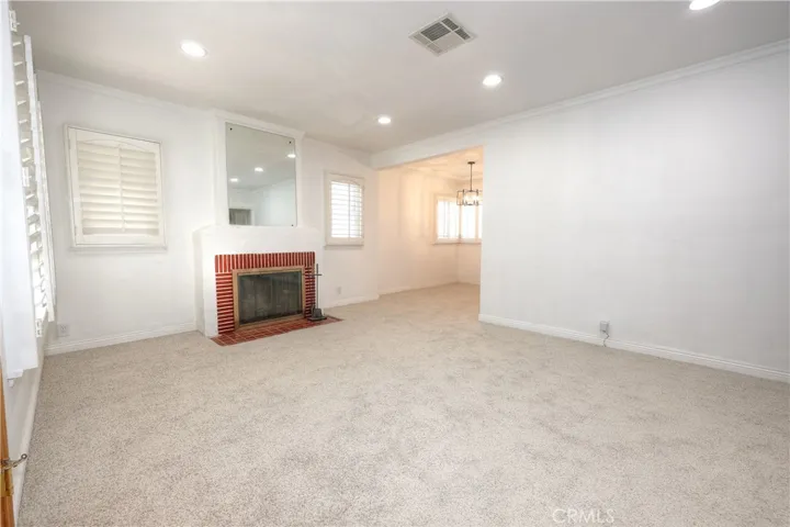 8725 S Gramercy Place, Los Angeles, California 90047