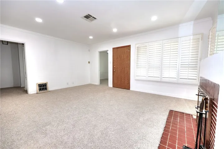 8725 S Gramercy Place, Los Angeles, California 90047