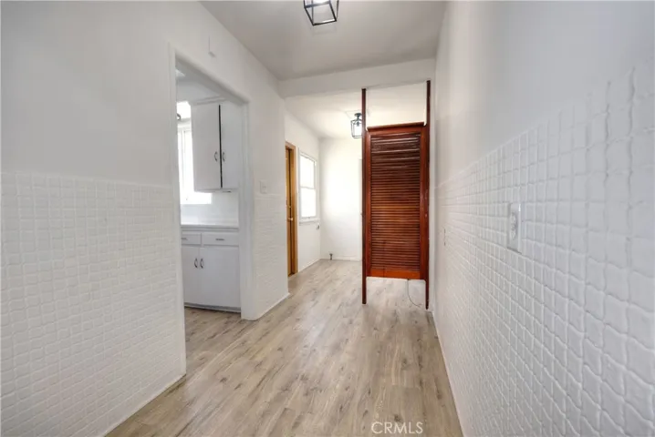 8725 S Gramercy Place, Los Angeles, California 90047