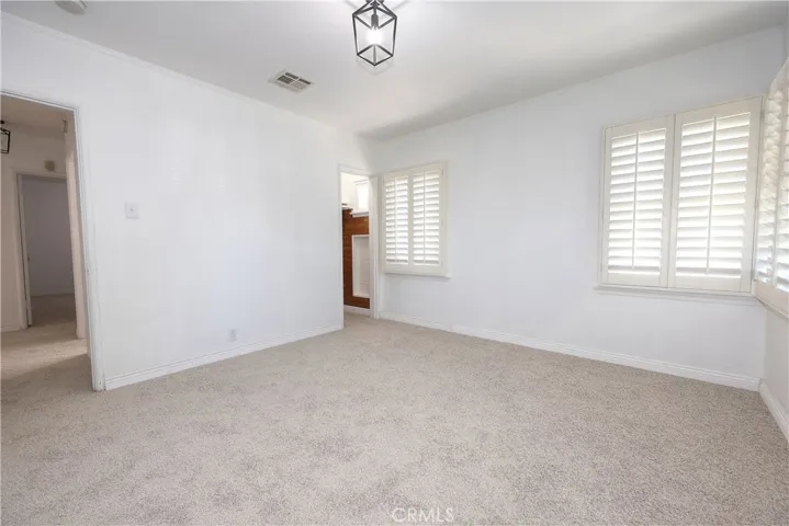 8725 S Gramercy Place, Los Angeles, California 90047