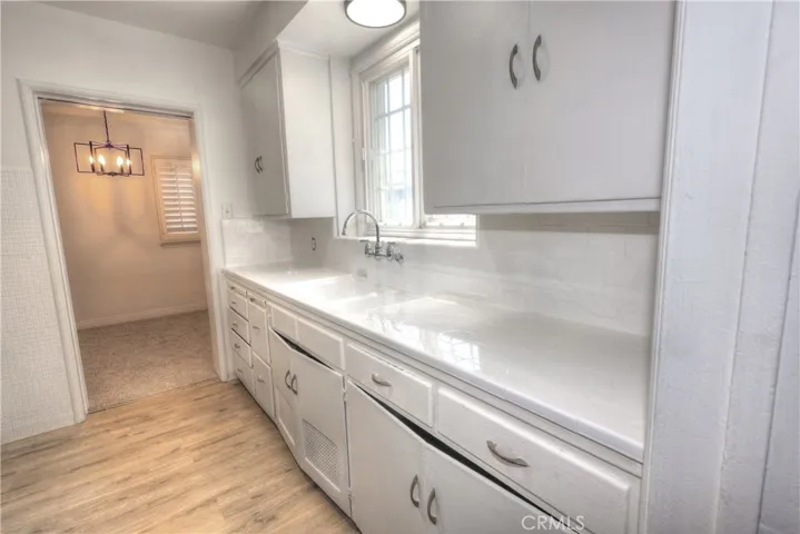 8725 S Gramercy Place, Los Angeles, California 90047