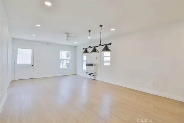 1471 E 41st, Los Angeles, California 90011
