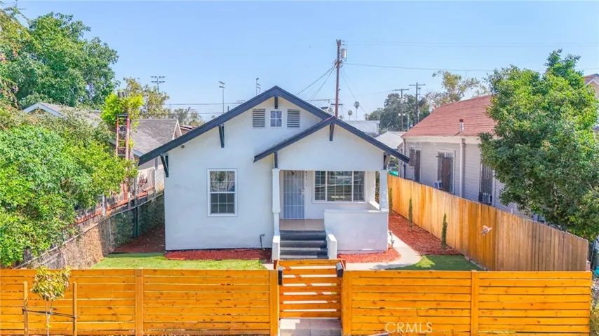 1471 E 41st, Los Angeles, California 90011