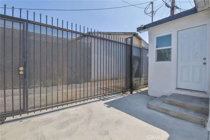 1471 E 41st, Los Angeles, California 90011