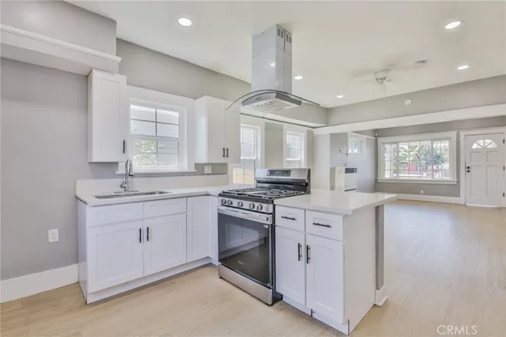 1471 E 41st, Los Angeles, California 90011