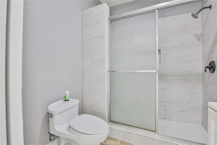 1471 E 41st, Los Angeles, California 90011