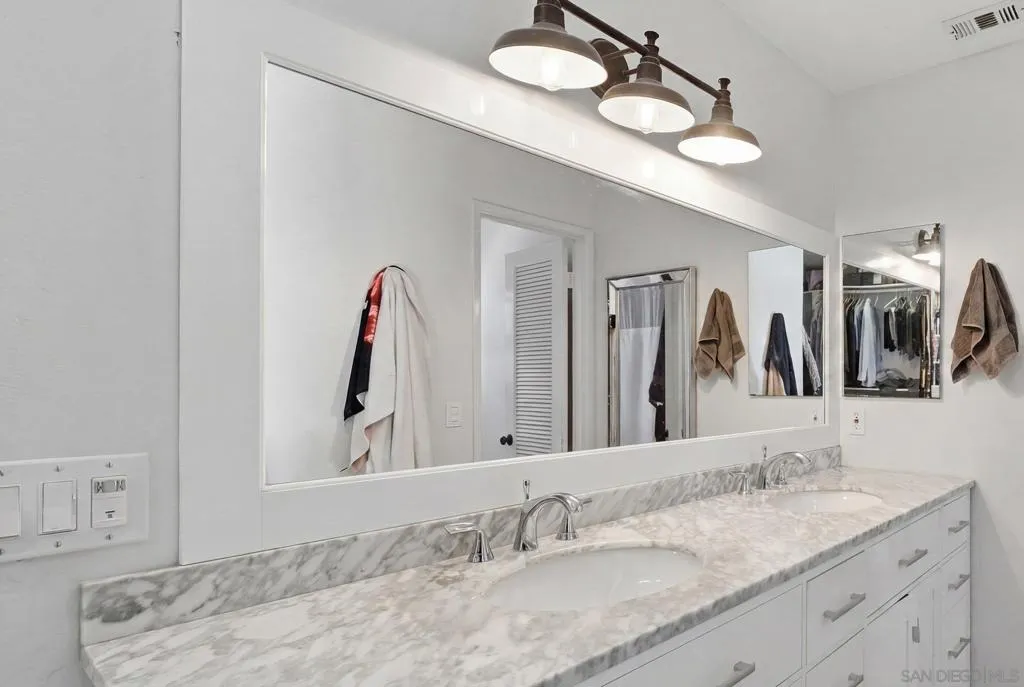 Primary Bath/Spa