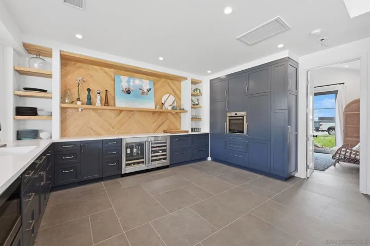 Den/Family/Great Room